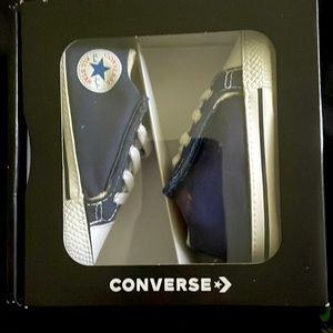 Blue Converses (brand new) size 3 crib